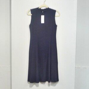 UNIQLO ULTRA STRETCH DRESS NAVY BLUE MEDIUM